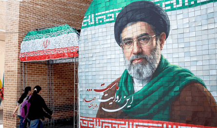 في الذكرى الثانية لاستشهاد نصرالله... ماذا قال خامنئي عن نعيم قاسم و"حزب الله"؟