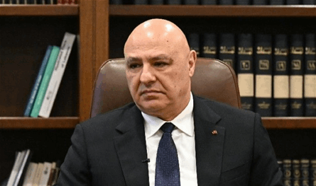 عون يطعن في قانون إعادة هيكلة المصارف وسلام غاضب