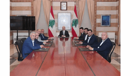الحجار عرض ووفداً من البلديات المجاورة لمكب سرار هواجس الأهالي المتعلقة بإعادة فتح المكب