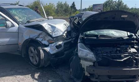 حادث سير على أوتوستراد صيدا - صور وسقوط جرحى