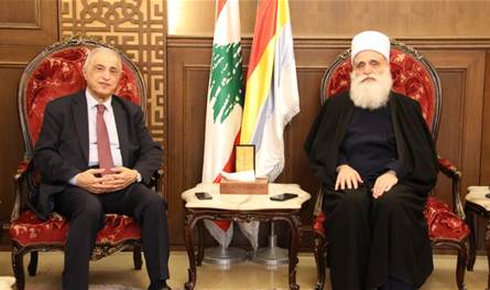 شيخ العقل عرض مع هاشم أوضاع الجنوب.. واستقبل وفدا من قيادة جهاز أمن السفارات والمطران صليبا