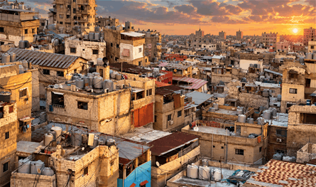"80% فقراء".. ماذا كُشف عن واقع "مخيمات لبنان"؟
