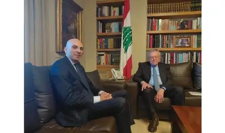 السنيورة عرض الاوضاع مع سفير مصر الجديد