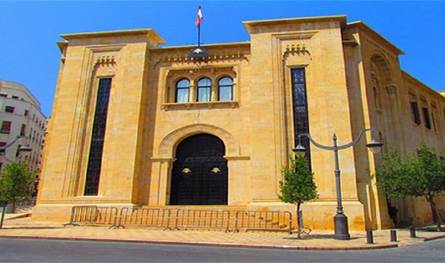 لجنة الأشغال ترجئ البت بقانونَي خزانات المياه وسكك الحديد