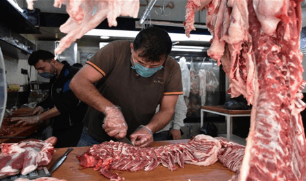 بعد تسجيل حالات مشتبه بها... وزارة الصحة تحذّر من داء تسببه اللحوم!