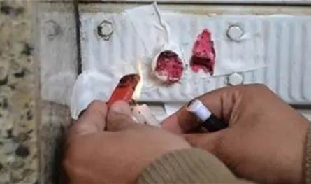 بالشمع الأحمر.. إقفال مطعم شهير في وسط بيروت