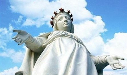 في الشهر المريمي.. السيدة العذراء جسر عبور نحو العيش المشترك