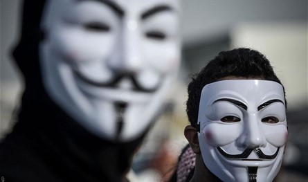 هل لبست أحزاب السلطة أقنعة المجتمع المدني لتخوض الانتخابات؟