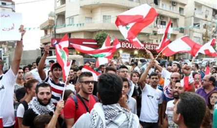 المنافسة إلى أقصاها في &quot;صور الزهراني&quot;: &quot;لهون وبس&quot; تدعو للورقة البيضاء وسجال اللوائح يتواصل