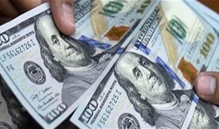 بعدما بدأ بشق طريقه باتجاه الـ9000 ليرة.. هذا سعر دولار السوق السوداء اليوم 