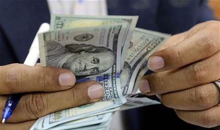 الدولار يعاود التحليق متحدّيًا منصّة صيرفة.. إليكم الأسباب وسقف التوقعات 