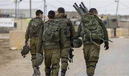 انفجر سلاح عسكري بهما... هذا ما حصل لجنديين إسرائيليين