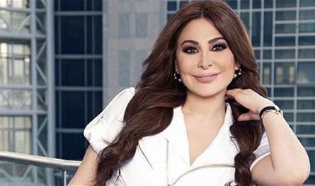 فستان إليسا بحفلها في هيوستن يعرضها لهجوم شرس.. "مش مناسب أبداً " (فيديو+صور)