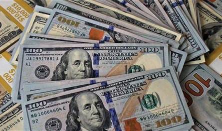 سهم "موانئ أبوظبي" يقفز في أول يوم تداول