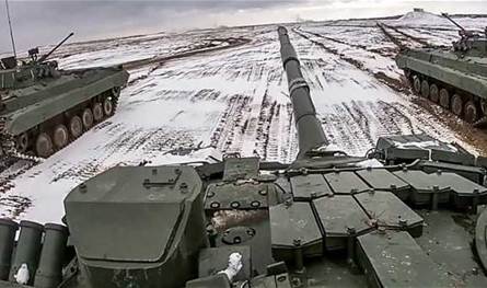 "أيام حاسمة" في أزمة أوكرانيا.. الغرب يتوعد وبوتين يصر على التصعيد