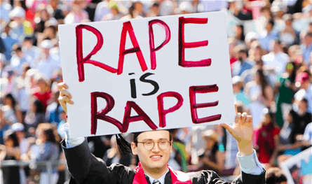 طبيب تحرش بـ200 امرأة.. وجامعة تعوض عليهن بـ240 مليون دولار!