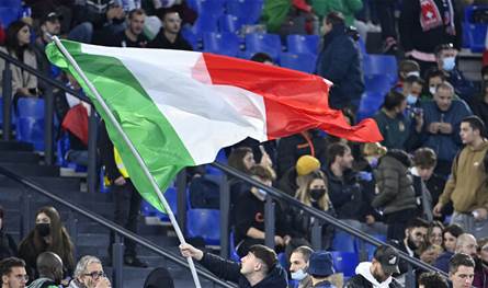 هل تعود إيطاليا إلى مونديال قطر؟