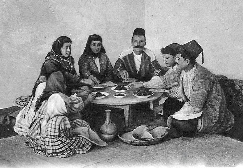 بيروت عالبال... مشاهد من ذاكرة رمضان (صور) 2 %D8%A7%D9%81%D8%B7%D8%A7%D8%B1 637541849467758436