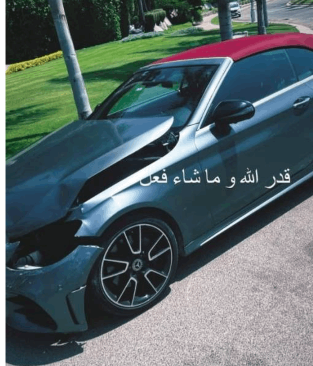 ممثل شهير ينجو من حادث سير (صورة)