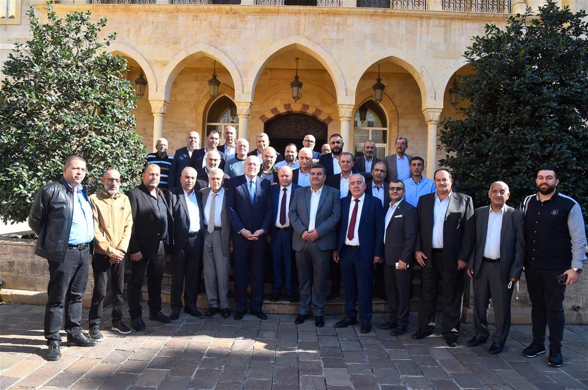 6ea4dc5f-e801-4c3d-903b-07d1d0bb77e4-638