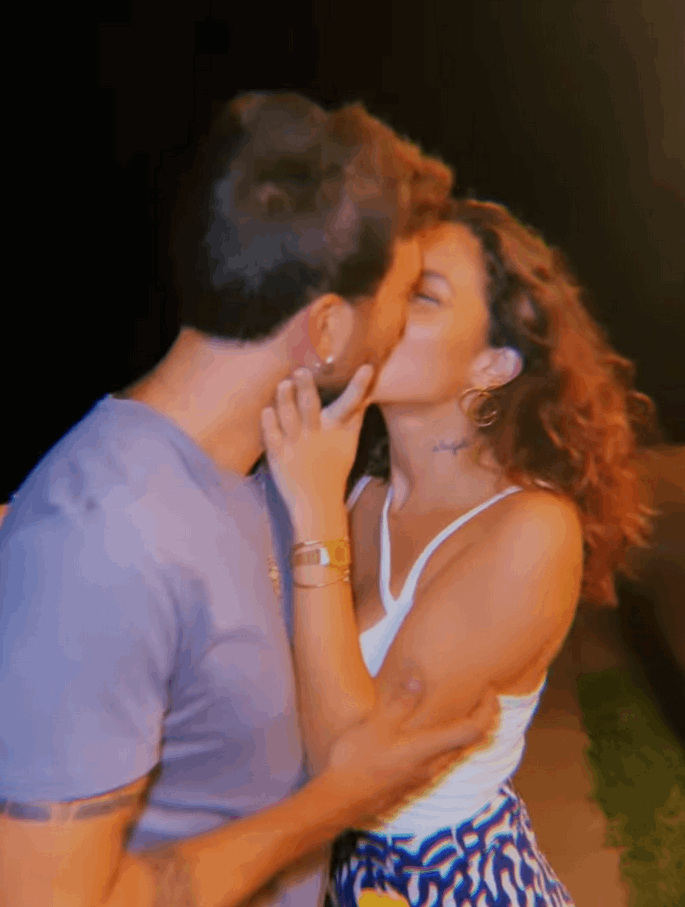 ستيفاني عطالله بطلة مسلسل كريستال برفقة شاب وسيم والجمهور يعلق : مين لمعك يافاي (صور) 5 ستيفاني عطالله بطلة مسلسل كريستال برفقة شاب وسيم والجمهور يعلق : مين لمعك يافاي (صور)