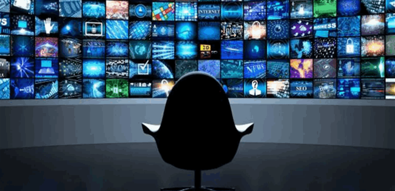 فنان يفضح مذيعة عربية: "طلّعتني ببلاش وكانت بتاخد فلوس من ورايا"