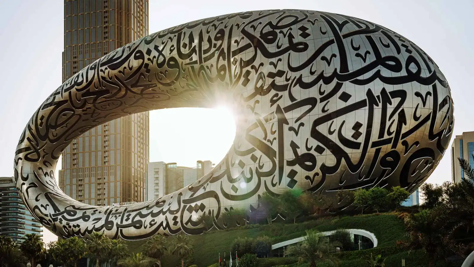 "المستقبليون".. وظيفة جديدة في دبي تكسر شروط التوظيف التقليدية
