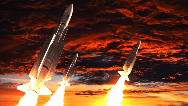 3 Men Behind the Scenes Succeed in Preventing a Nuclear War with Putin