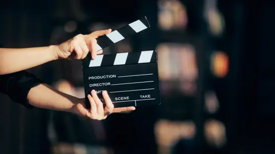 She Can No Longer See Faces… Famous Star Ends Her Acting Career