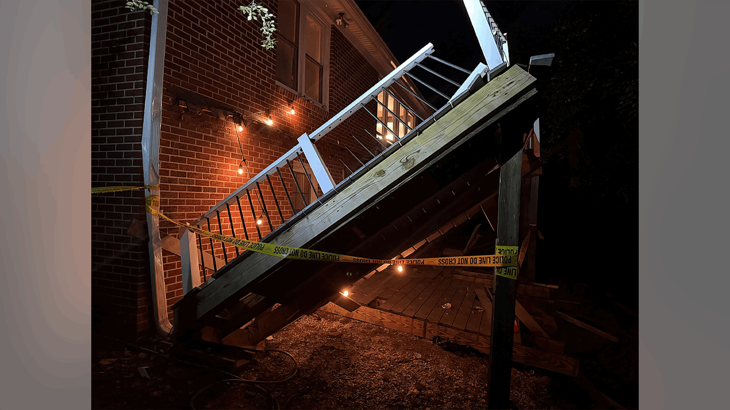 During a university students’ party... Balcony collapses, causing injuries