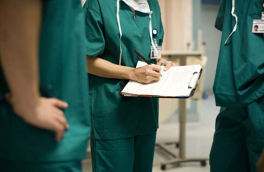 Pay sparks a new crisis between British doctors and the government