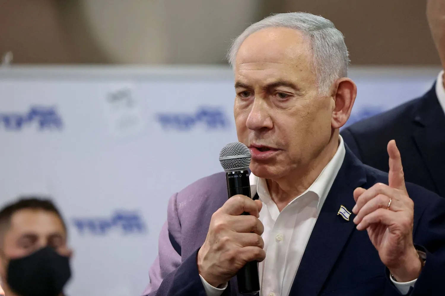 Fears of Netanyahu’s “madness”